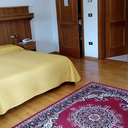 Stella Alpina 3* 圣皮耶特罗迪卡多雷